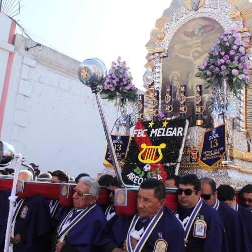 FBC Melgar se une al Señor de los Milagros en Arequipa: fe y tradición rojinegra